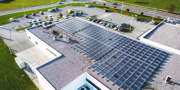 Reformas Integrales de Naves Industriales Cornudella de Montsant · Instalación de Energías Renovables