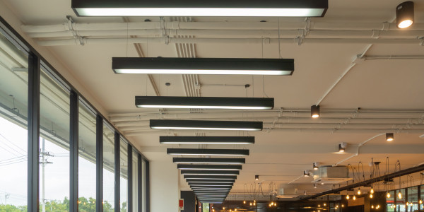 Reformas Integrales de Oficinas y Despachos les Borges del Camp · Diseño e Instalación de Iluminación LED Eficiente